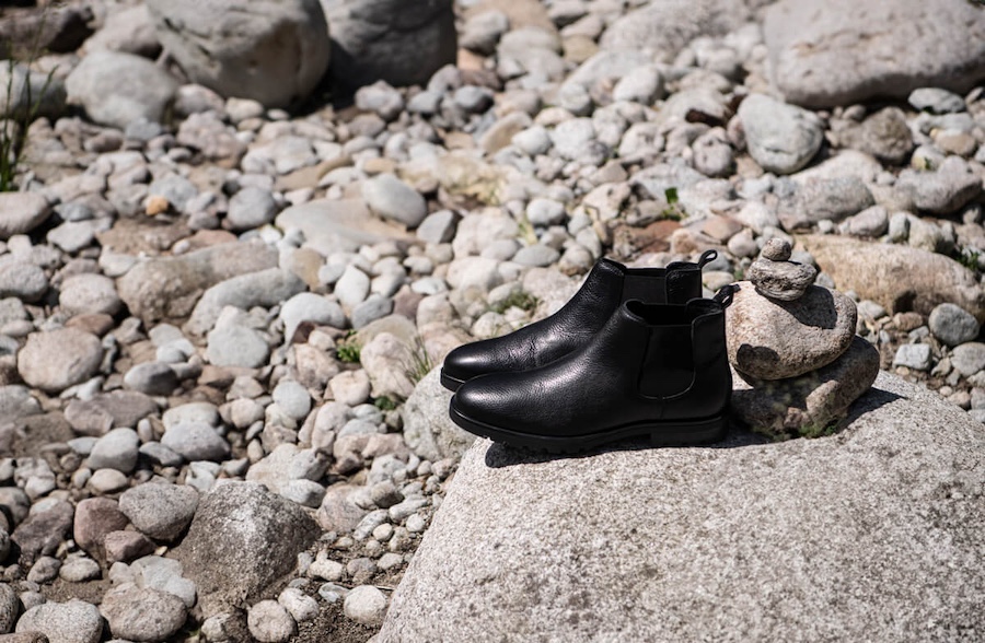 Eleganckie buty na zimowe dni – jakie modele są na topie? Eleganckie, czarne buty zimowe